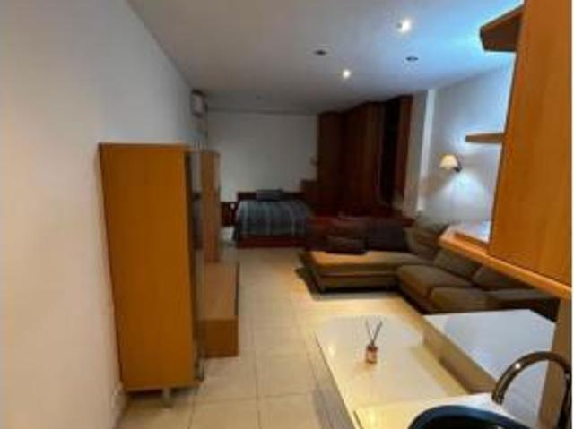 Estudio en venta en les Corts, Barcelonès
