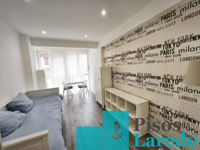 Estudio en venta en Laredo
