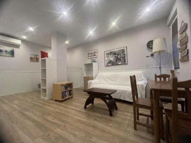 Estudio en venta en Pueblo Nuevo, Madrid