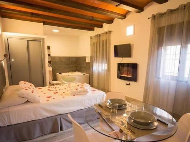 Casa en alquiler en Santa Cruz De La Sierra, Extremadura