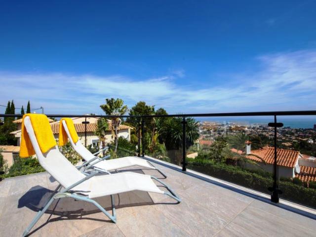 Casa en alquiler en Dénia, Barri les Roques Casa en alquiler en Dénia, Barri les Roques