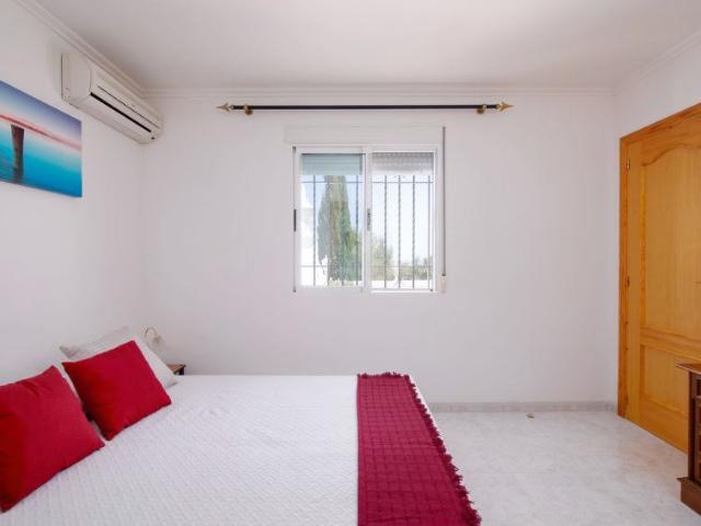 Casa en alquiler en Pego