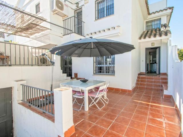 Chalet en venta en Tomares, Sevilla