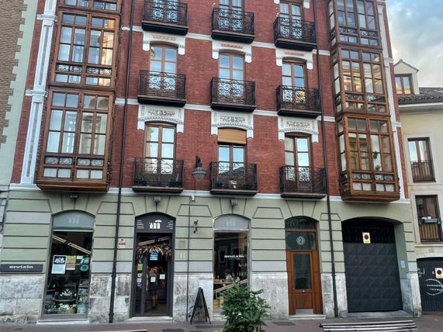 Ático en alquiler en Valladolid, Plaza España Ático en alquiler en Valladolid, Plaza España