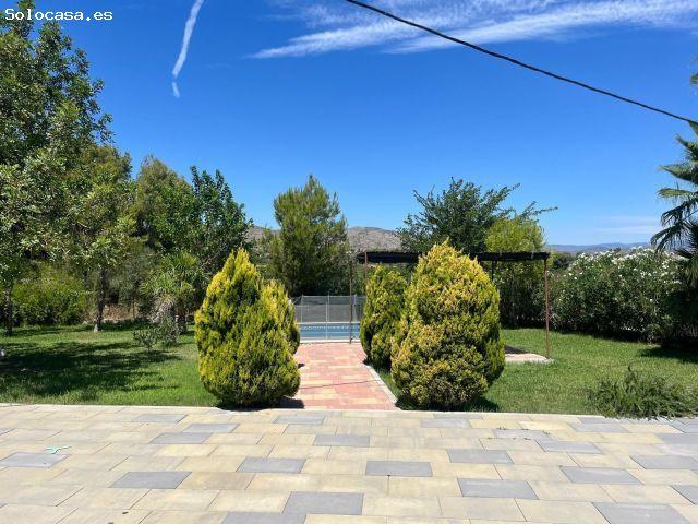 Casa en venta en La Serranía, Valencia