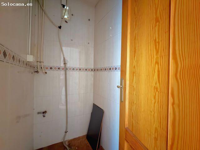 Local Comercial en venta en les Vinyes, el Vinalopó Mitjà / El Vinalopó Medio