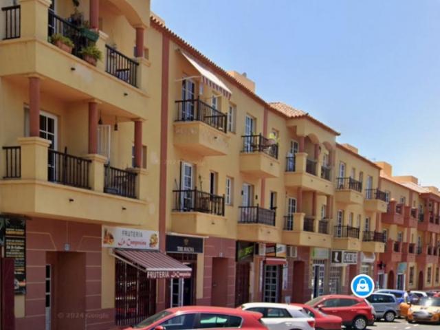 Local Comercial en venta en La Camella, Arona