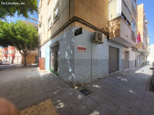 Local Comercial en alquiler en San Luis, Almería