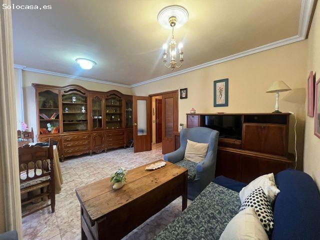 Piso en venta en Reyes Huertas, Cáceres