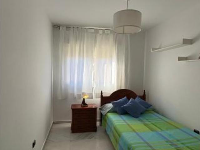 Piso en alquiler en Cerro-Amate, Sevilla