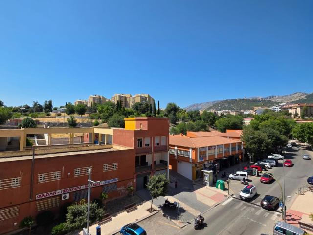 Piso en venta en Puente Tablas, Jaén