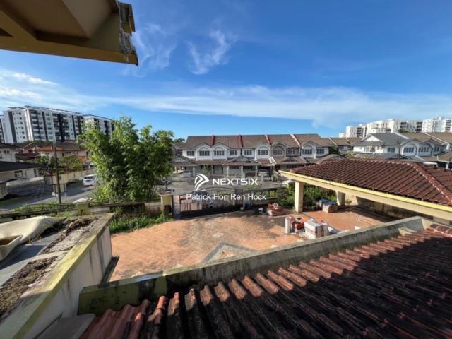 Warehouse for sale in Johor