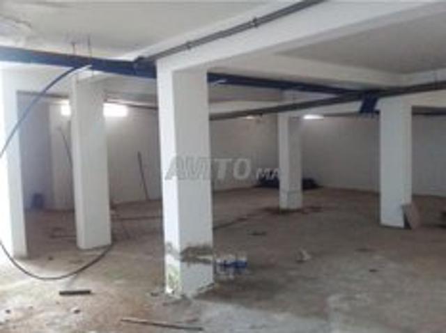 Local commercial location à Rbat