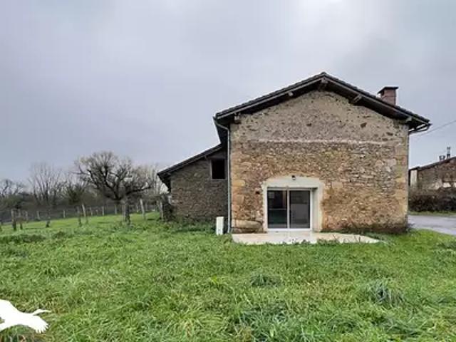 Maison vente à Confolens, Etagnac