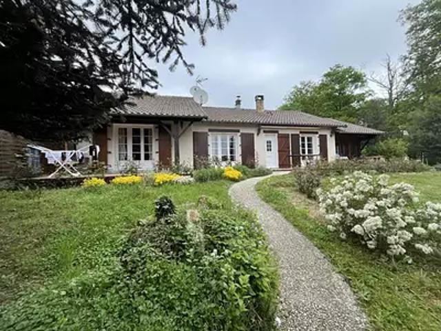 Maison vente à Confolens, Etagnac