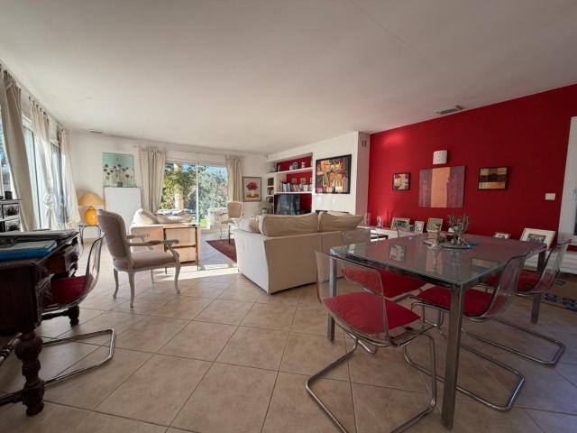 Maison vente à Montpellier, Bouzigues