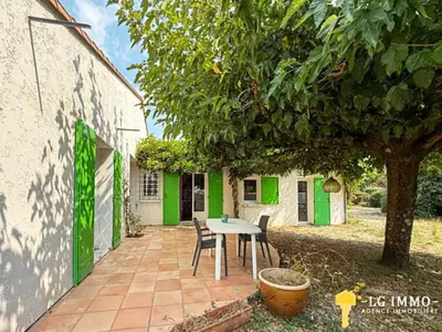 Maison vente à Rochefort, Etaules