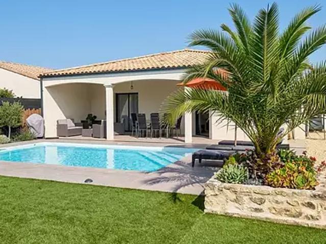 Maison vente à Rochefort, Etaules