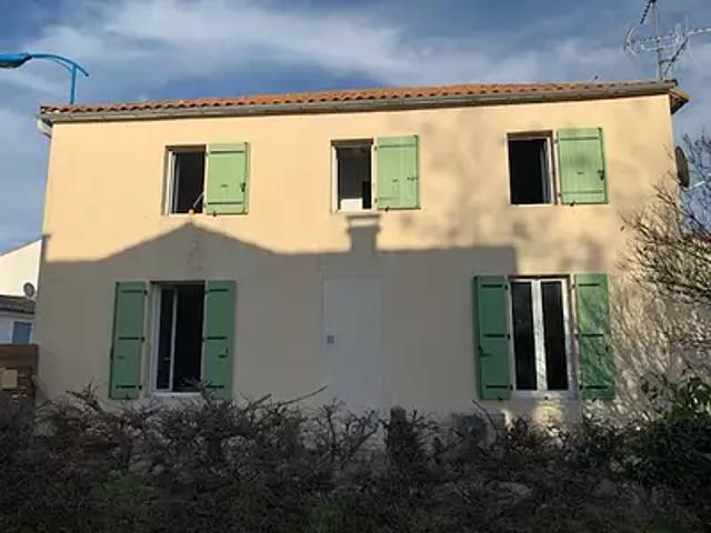 Maison vente à Rochefort, Etaules