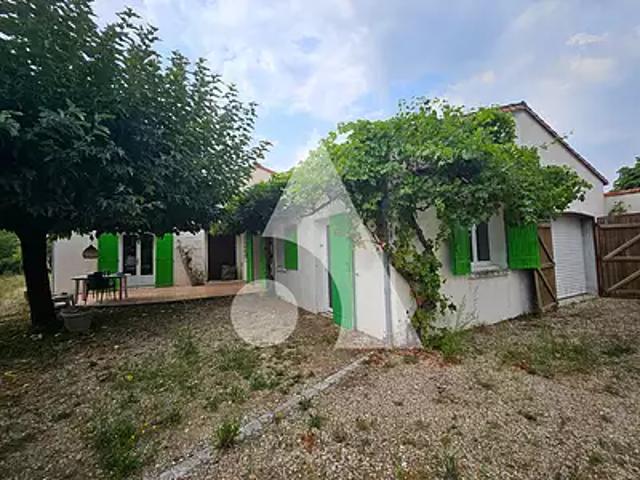 Maison vente à Rochefort, Etaules