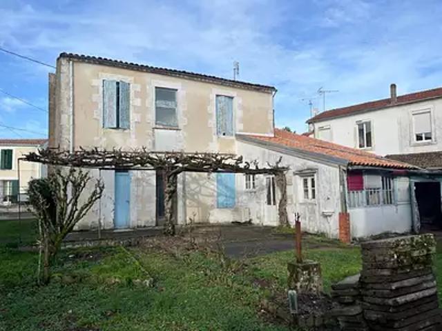Maison vente à Rochefort, Etaules