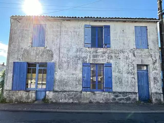 Maison vente à Rochefort, Etaules