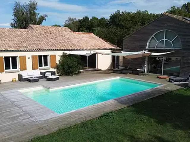 Maison vente à Rochefort, Etaules
