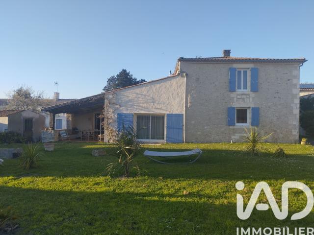 Maison vente à Rochefort, Etaules