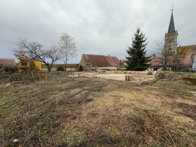 Terrain vente à Dijon, Etevaux