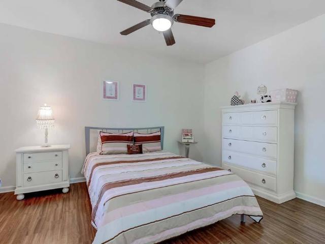 Apartment for rent in Burlington
