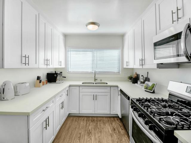 Apartment for rent in Studio City Neighborhood Council District, Canoga Park