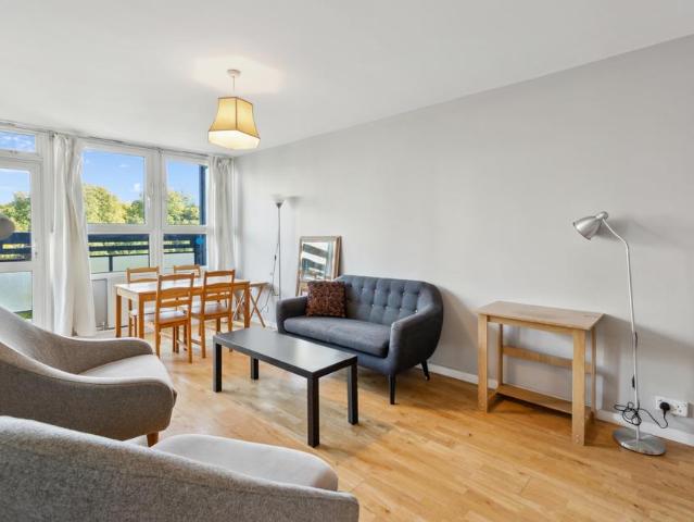 Apartment for rent in Battersea, Greater London