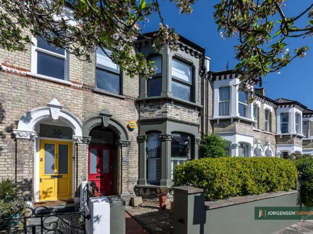 House for rent in London Borough of Hammersmith and Fulham, Greater London