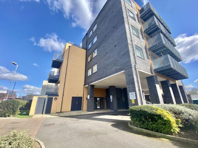 Apartment for rent in Preston, Greater London
