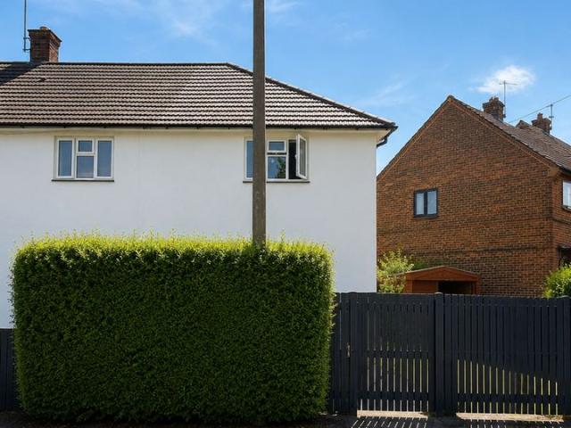 Apartment for rent in Debden Green, Epping