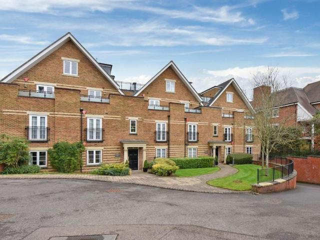 Apartment for rent in Gerrards Cross, Denham