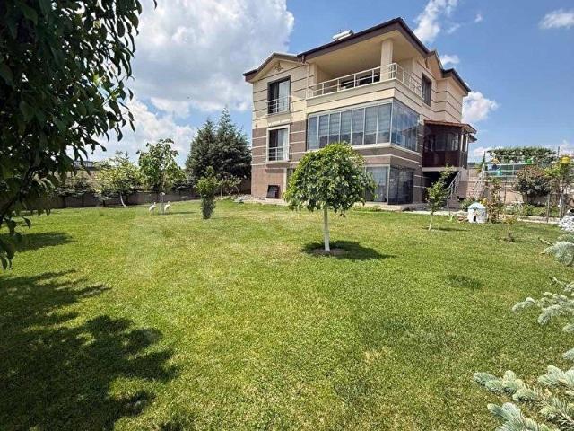 Etimesgut, Ankara içerisinde satılık Villa