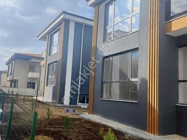 Etimesgut, Ankara içerisinde satılık Villa