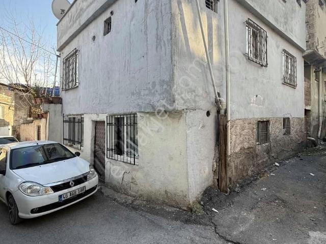 Kahramanmaraş içerisinde satılık Villa