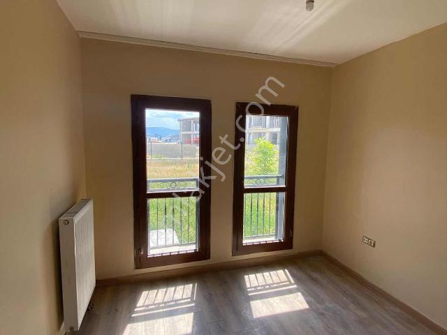 Afyon Merkez, Afyonkarahisar içerisinde kiralık mülk