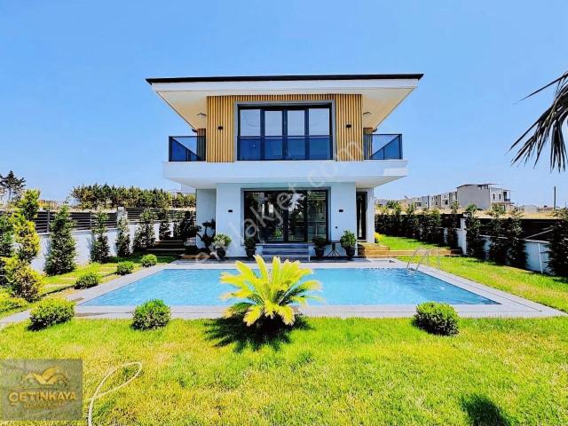 Marmaraereğlisi içerisinde satılık Villa