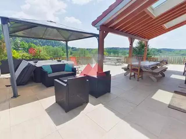 Maison vente à Saint-Claude, Etival