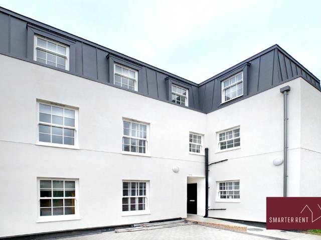 Apartment for rent in Eton