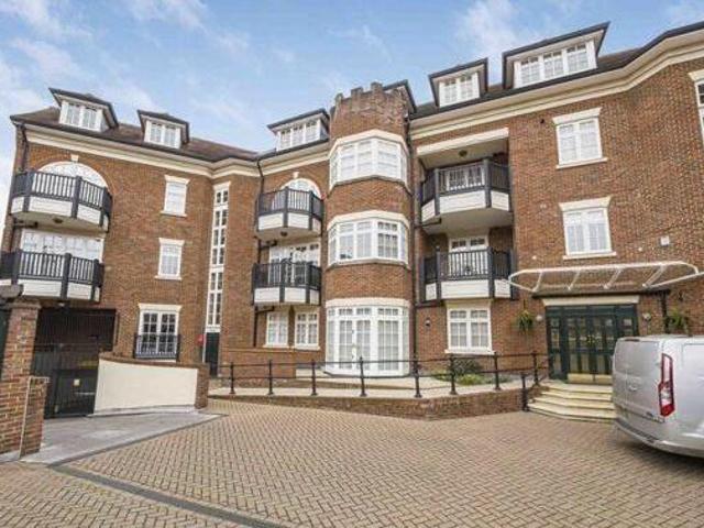 House for sale in Slough