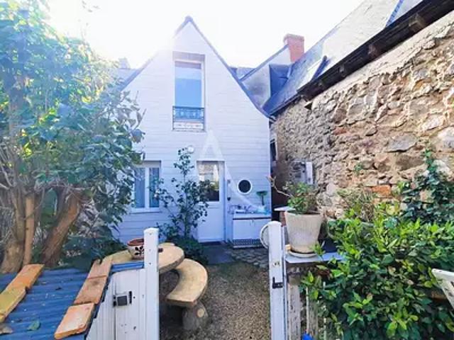 Maison vente à Angers, Étriché