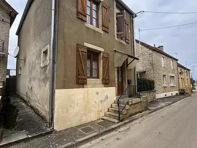 Maison vente à Montbard, Etrochey