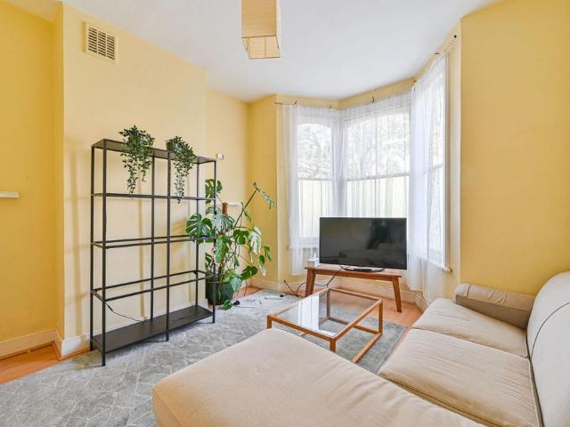 House for rent in London Borough of Lewisham, New Cross