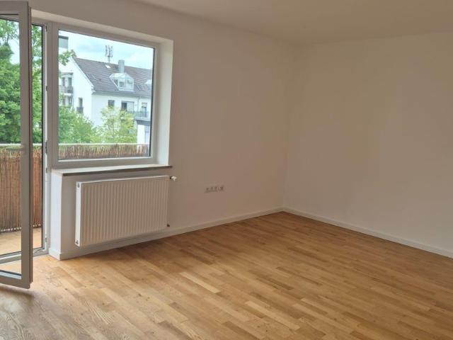 Wohnung kaufen in Milbertshofen-Am Hart, München