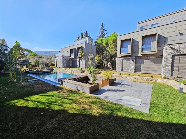 Edremit, Balikesir içerisinde satılık Villa