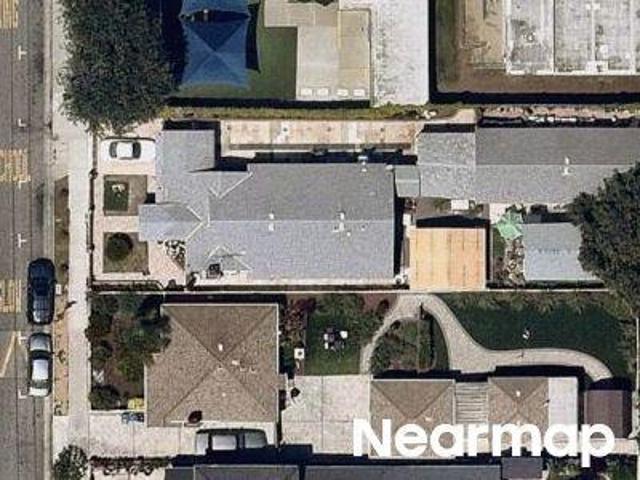 House for sale in Hawthorne